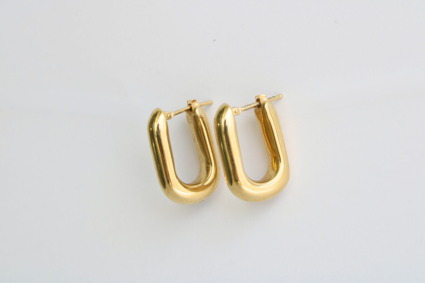 ARETES ALLEGRA